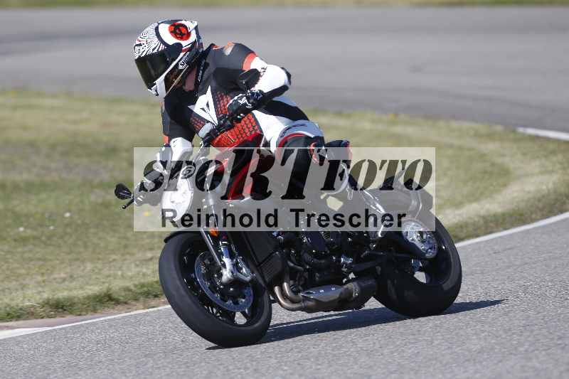 /01 02.04.2026 MAZ ADR/Gruppe gelb Gruppe gruen/46